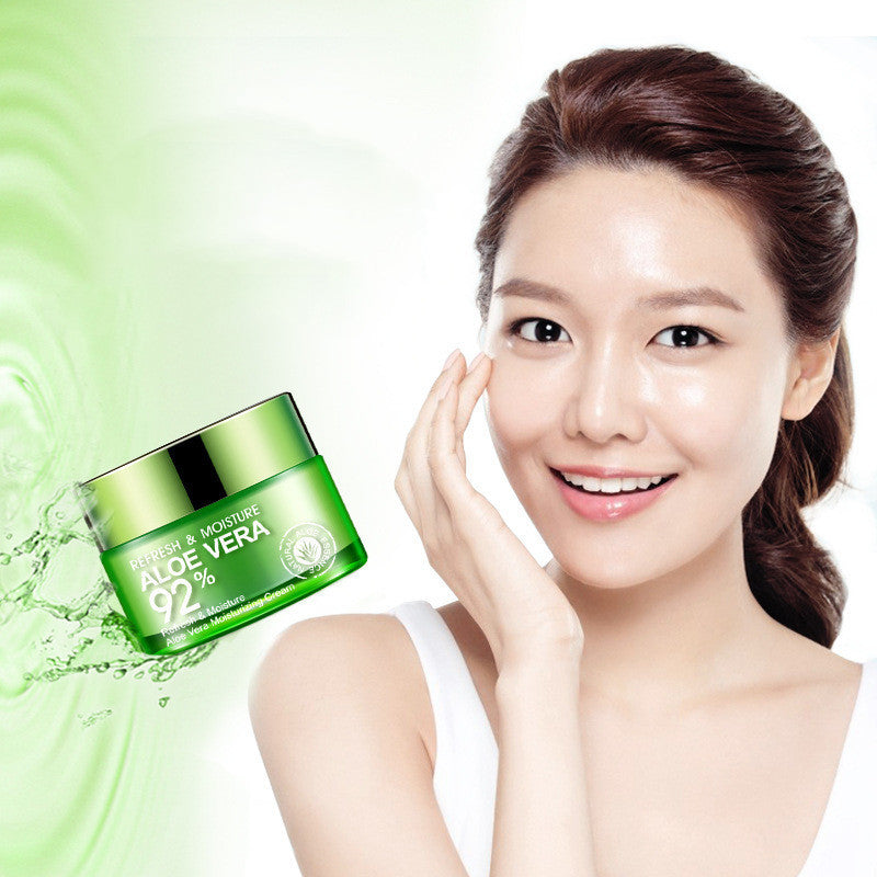 Skin care aloe vera moisturizing cream moisturizing and oil control